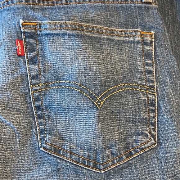 DONATED Levi Strauss & Co. 514 jeans - Picture 3 of 8